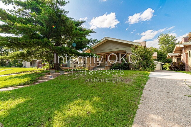 Photo - 205 NW 21st St