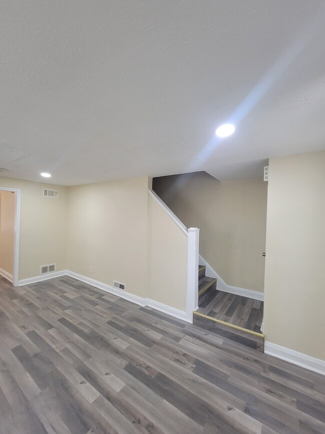 Photo - 3226 Westmont Ave