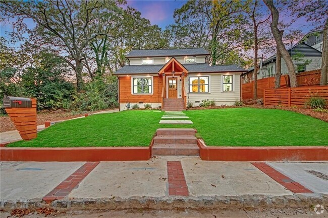 Building Photo - 3637 Elm St Rental