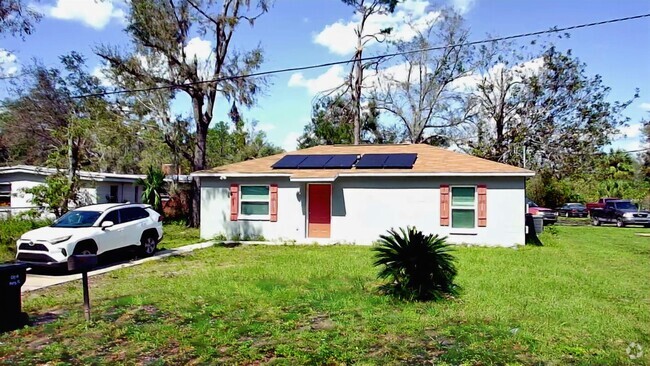 Building Photo - 206 Alice St Rental