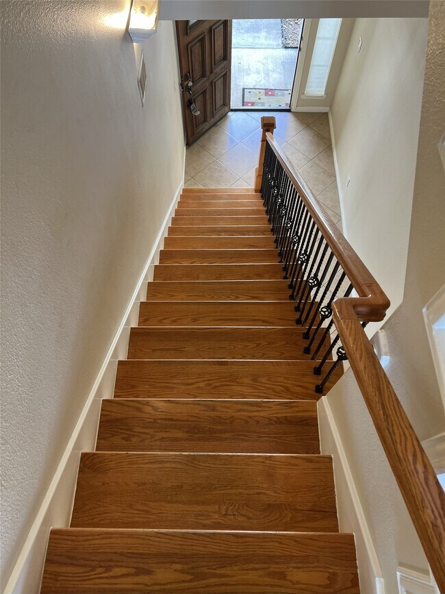 Photo - 5615 Winsome Ln Unidad H