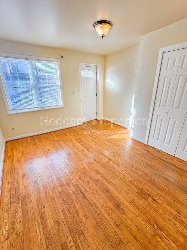 Photo - 1801 S Charles St Unidad 1