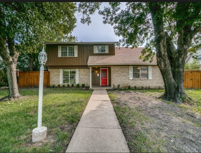 Building Photo - 11227 Drummond Dr Rental