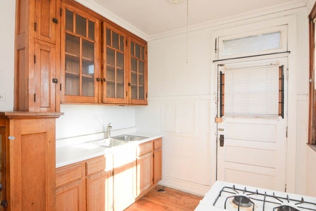 4826 W Addison St Unit S3