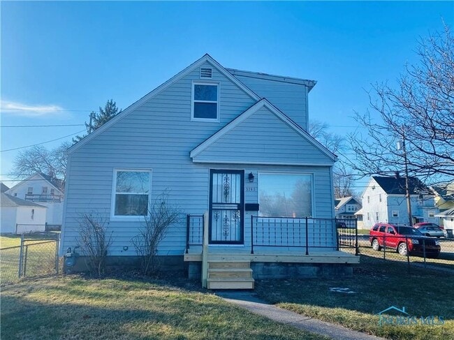 Building Photo - 3263 Blackstone Dr