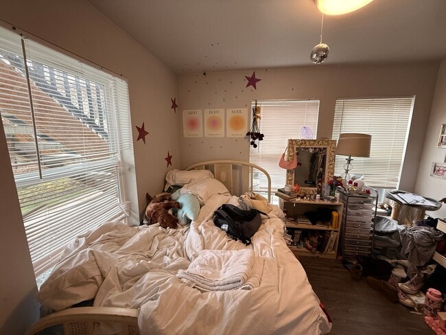 Photo - 1217/1219 Billy Frank Jr St Unit 1219 #101