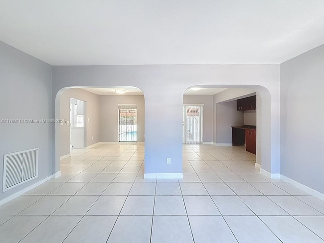 Photo - 48 Marabella Ave