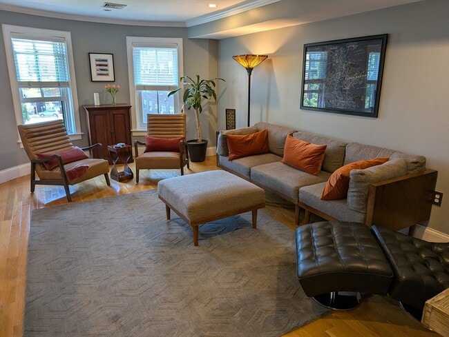 Photo - 86 W Springfield St Unit 3