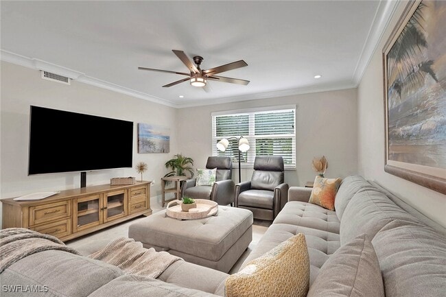 Photo - 642 12th Ave S