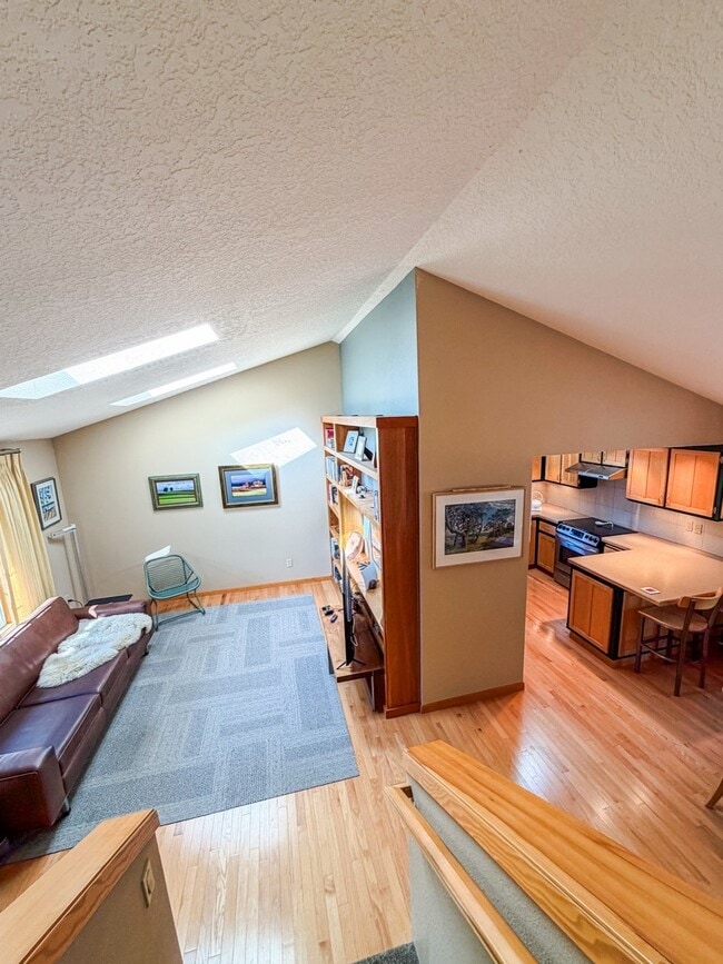 Photo - 2905 NE 26th St