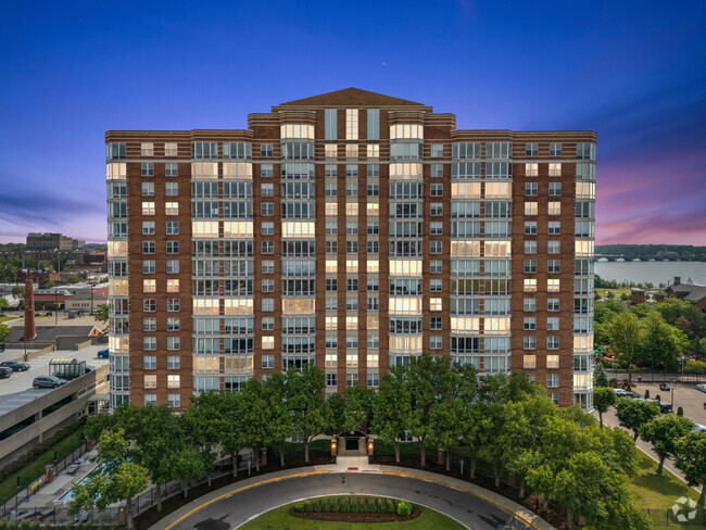 Building Photo - 250 E Harbortown Dr Unit 1102 Rental