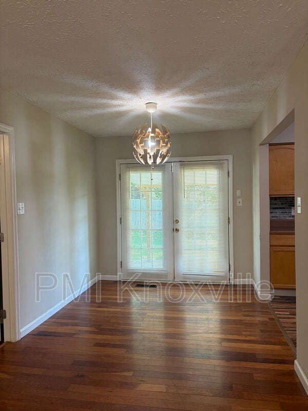 Photo - 4100 Abercorn Rd