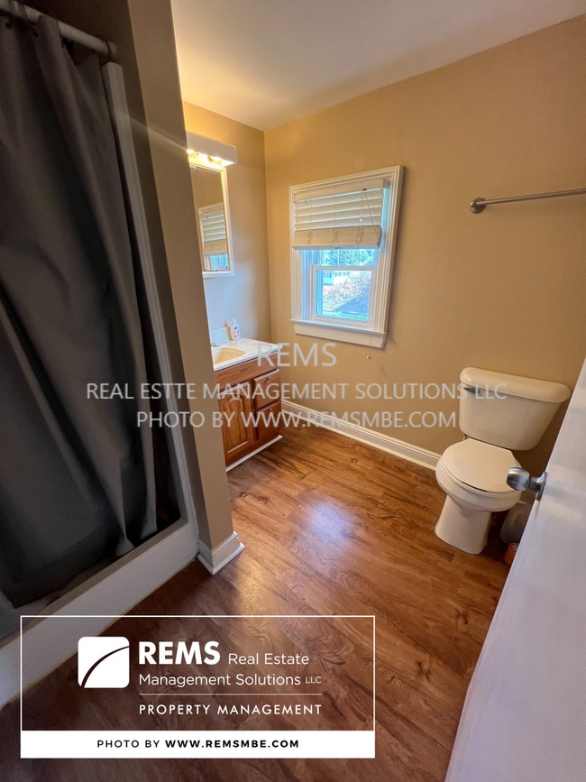 Photo - 222 Mill St Unit 1/2