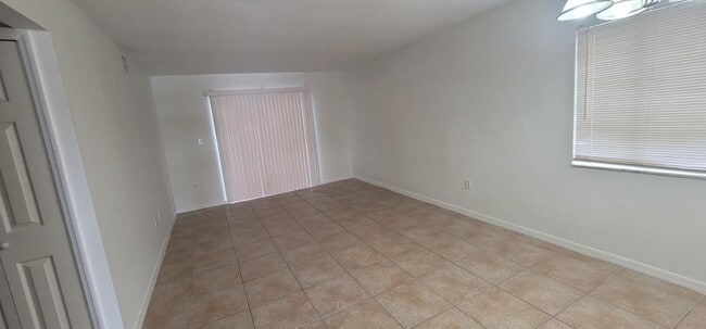 Photo - 3492 Fox Hollow Dr