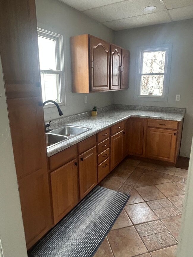 Building Photo - 3 bedroom house