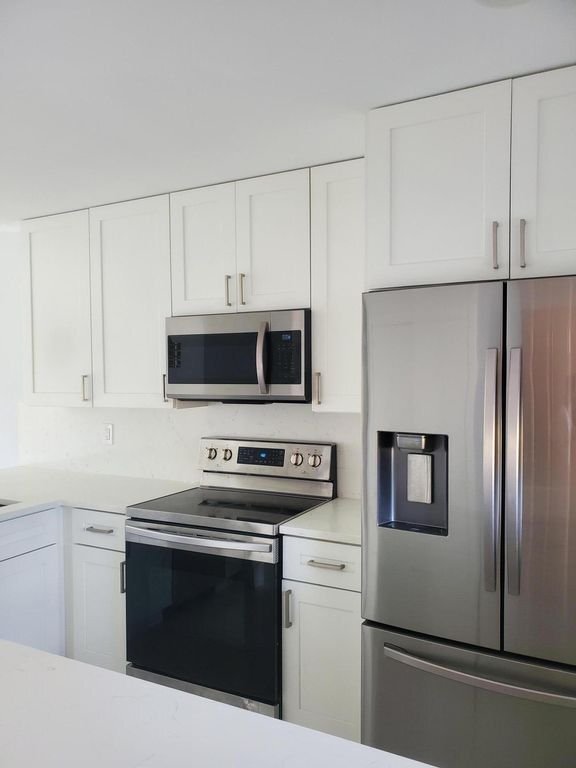 9431 Boca Cove Cir Condo Condo for Rent in Boca Raton, FL