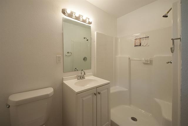 Photo - 5645 Santa Fe Ave