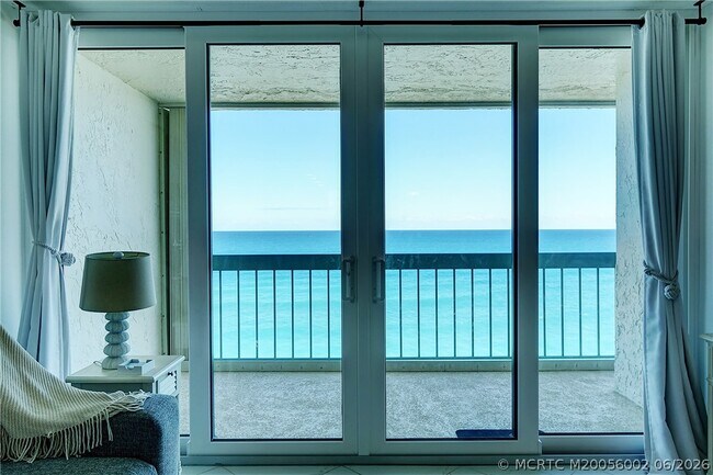 9940 S Ocean Dr Unit 809