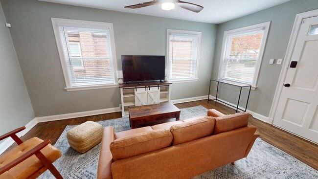 Photo - Charming Furnished 3 Bed 1 Bath with Fence...