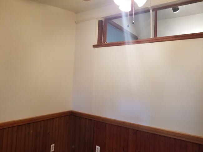 Photo - 307 N Market St