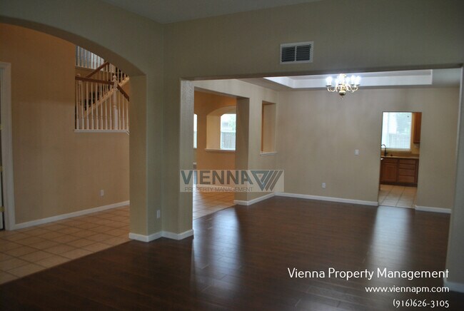 Photo - Beautiful 4 Bedroom + Study in Desirable Neighborhood