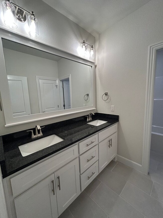 Photo - Beautiful Modern Home in Pea Ridge!