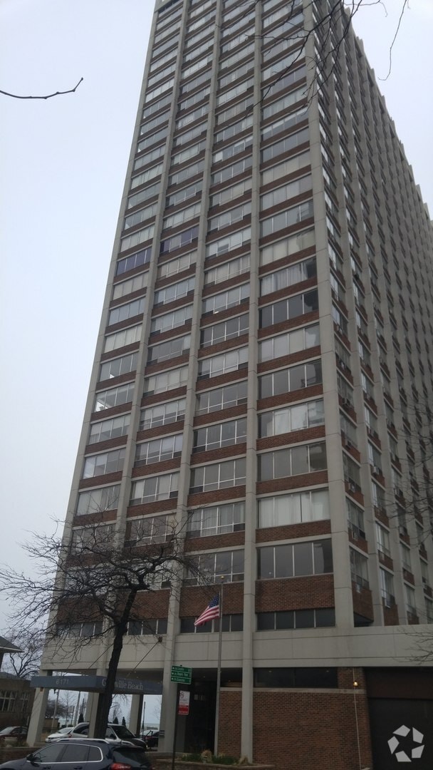 Building Photo - 6171 N Sheridan Rd Unit 2707 Rental