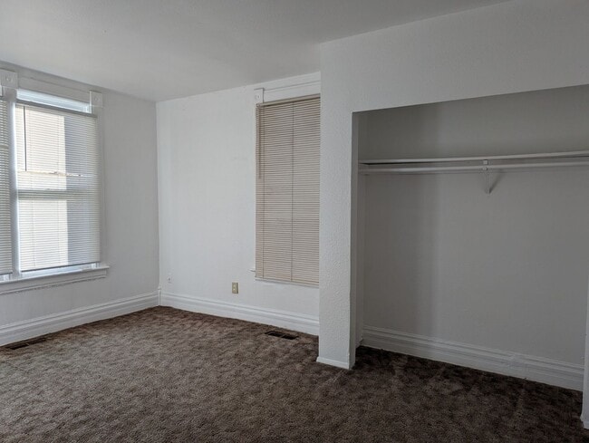 Photo - Spacious 3 Bedroom, 1 Bathroom Home for Rent