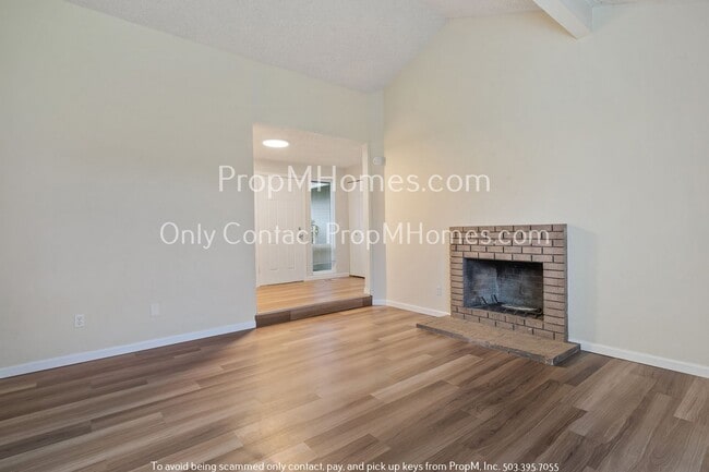 Photo - Three Bedroom Ranch In Central Hillsboro w/ Large Fenced Yard!