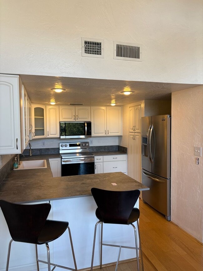 Photo - Unfurnished, 1-Year Long-Term Rental