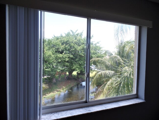 Photo - 5740 Rock Island Rd