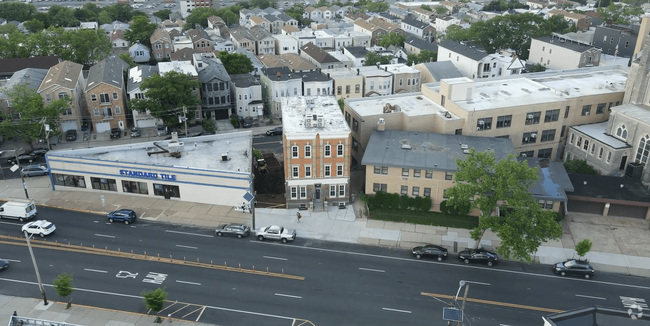 Building Photo - 3539 Kennedy Blvd Rental