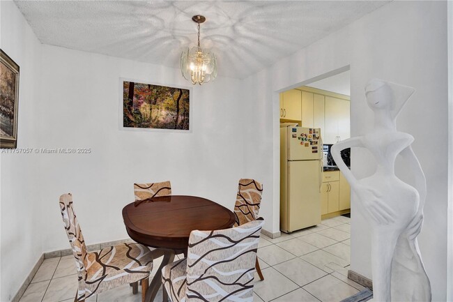Photo - 7150 Indian Creek Dr Unit 505