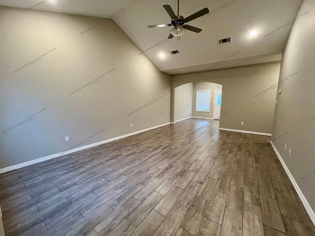 Photo - 6809 MARIBETTE RD