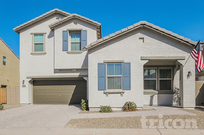 Building Photo - 2630 E Danbury Rd