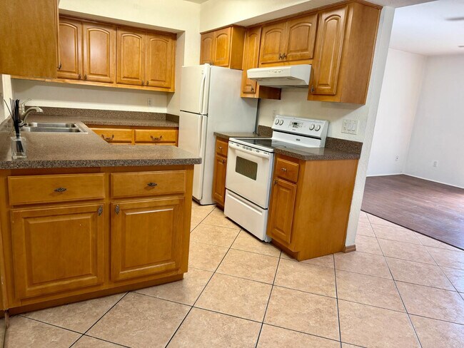 Photo - 4444 E Paradise Village Pkwy N Unit 212