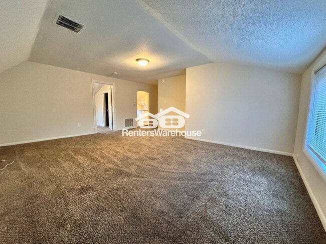 Photo - 212 N 13th St