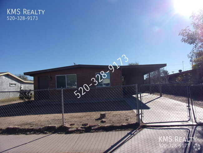 Building Photo - 3 Bed / 2 Bath - (OWNER/AGENT) Rental