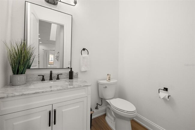 Photo - 111 N Albany Ave