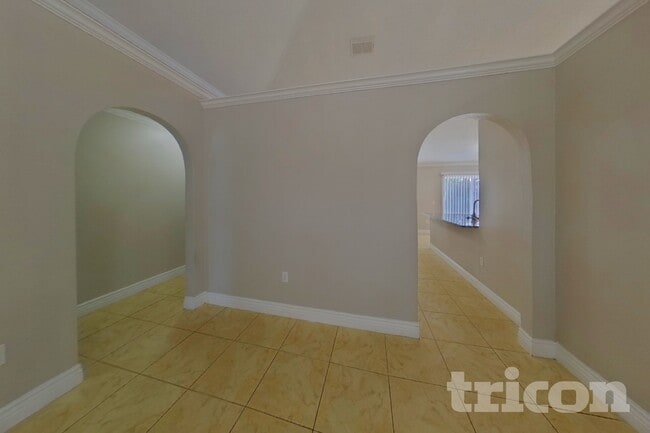 Photo - 312 Colony Ct