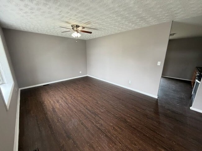 Photo - 3212 Kimberly Dr