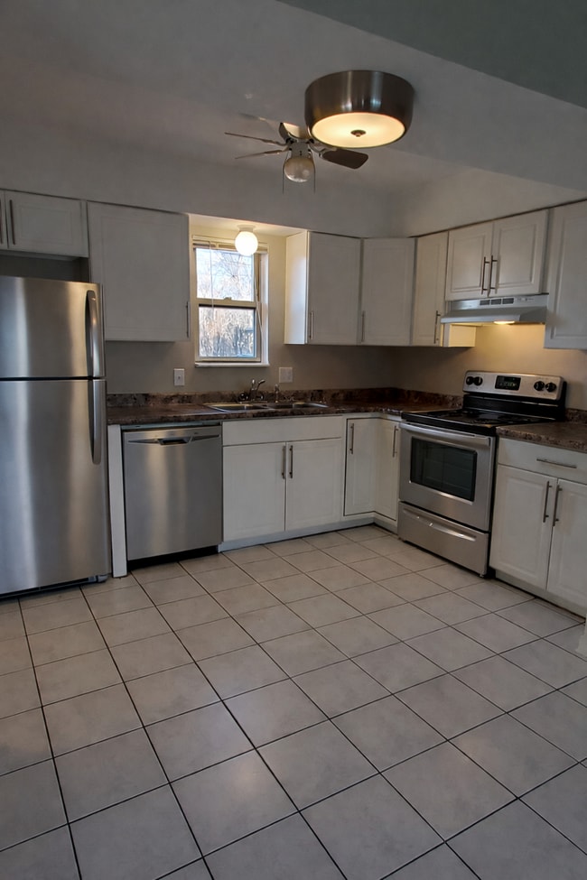 Photo - 3010 85th St Unidad 3016