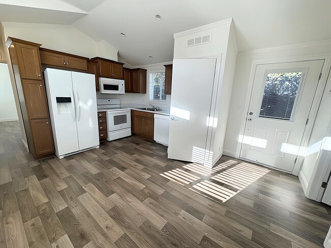 Photo - 8531 Kittyhawk Ave