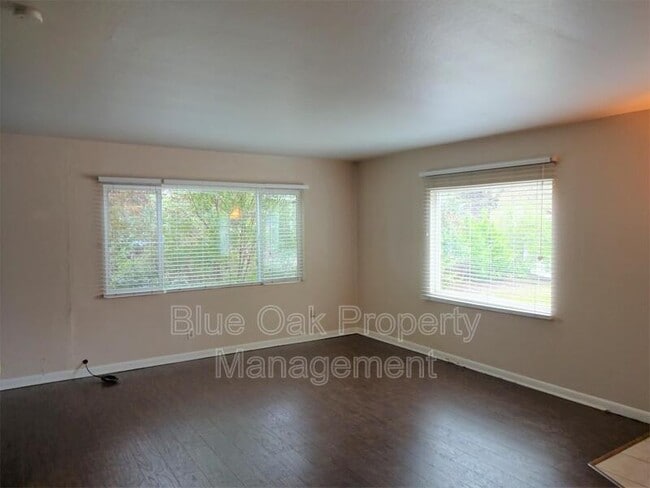 Photo - 1187 Warner St