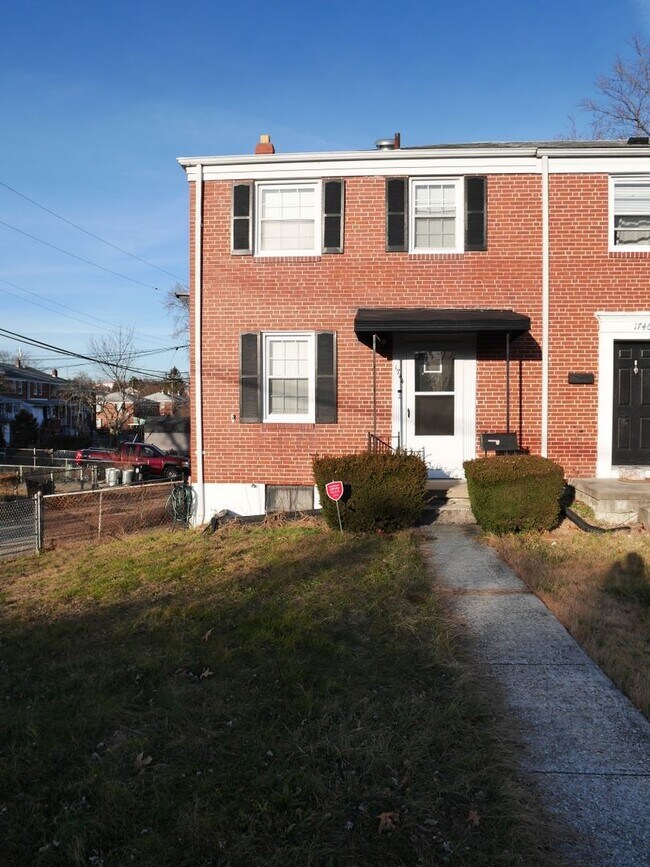 End-Unit Townhouse: Parkville, Maryland **... - End-Unit Townhouse: Parkville, Maryland **...