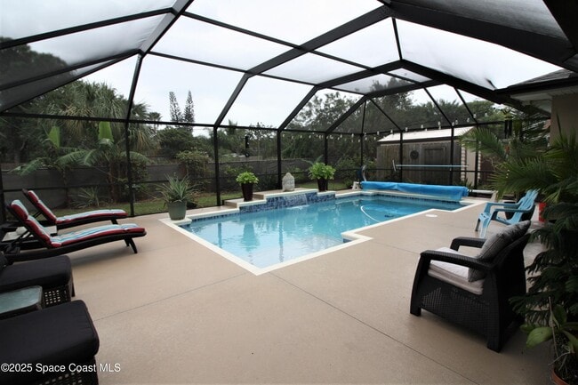 Photo - 545 Castana Ave SE