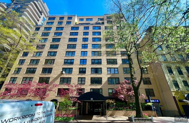 Building Photo - 333 E 49th St Unit 6E Rental