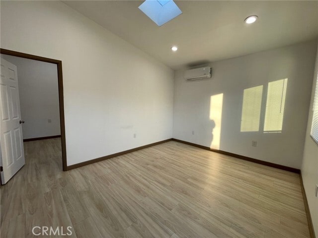 Photo - 751 Baylor Ave