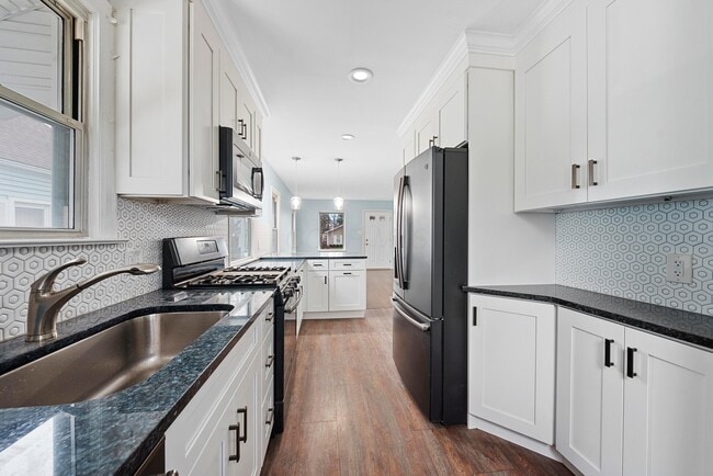 Photo - 2727 Bellwood Ave