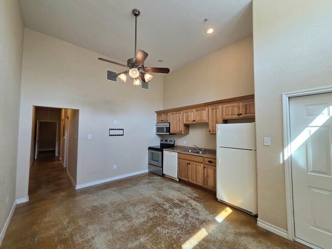 Photo - Floresville 3rd St Apartments Unit 101